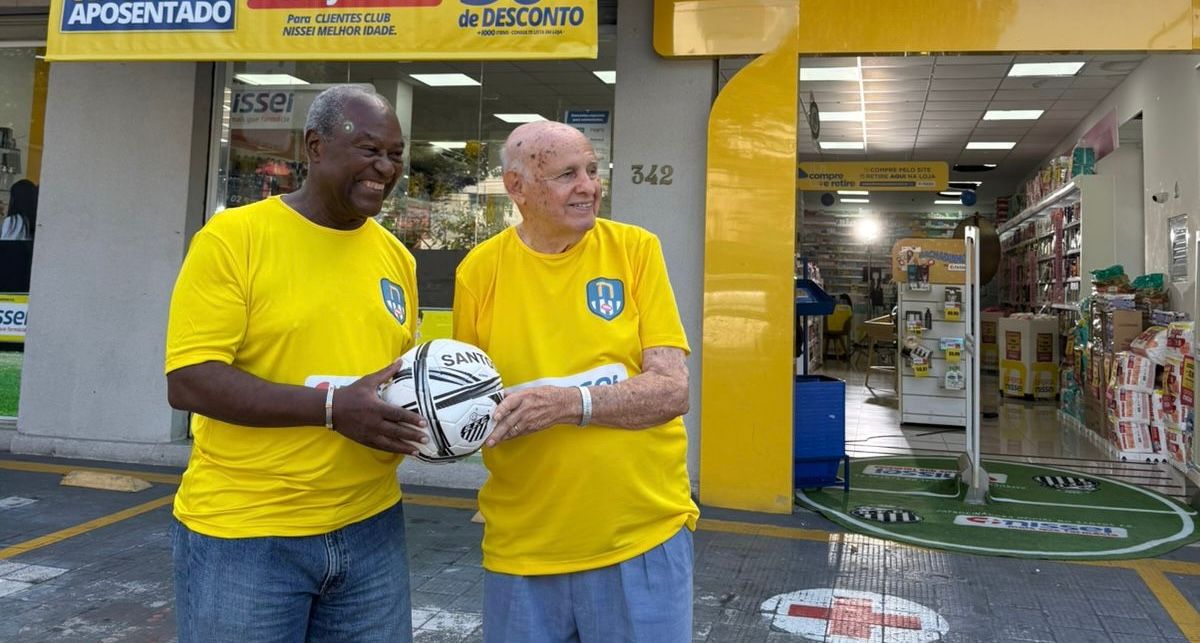 Ídolos do Santos estrelam campanha da Farmácias Nissei para público 60+