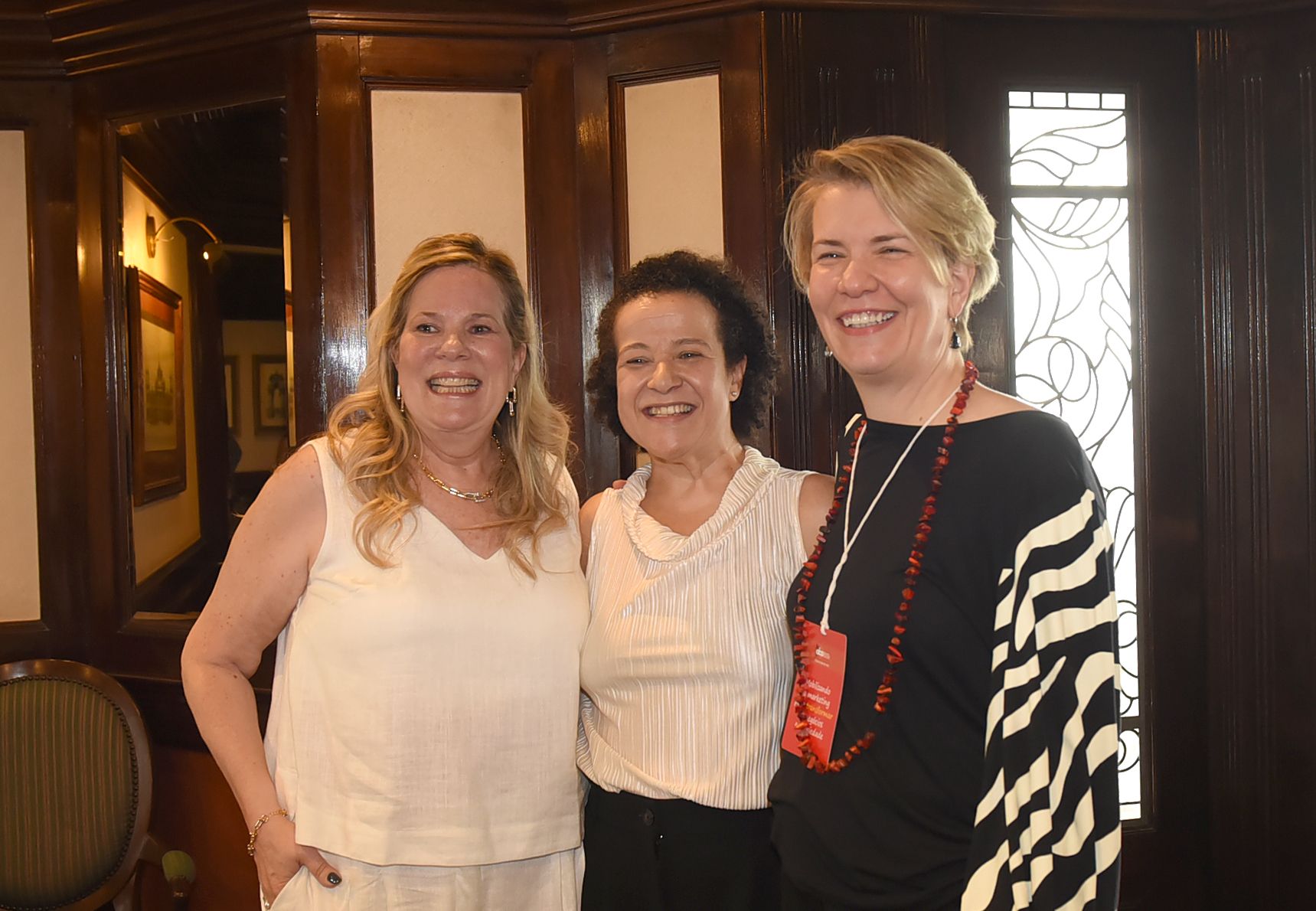 Associação promove 15º encontro de lideranças femininas para discutir autonomia no mercado